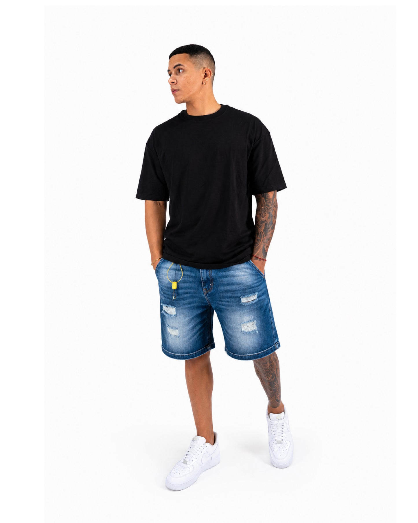 Camiseta Básica Oversize - NEGRO