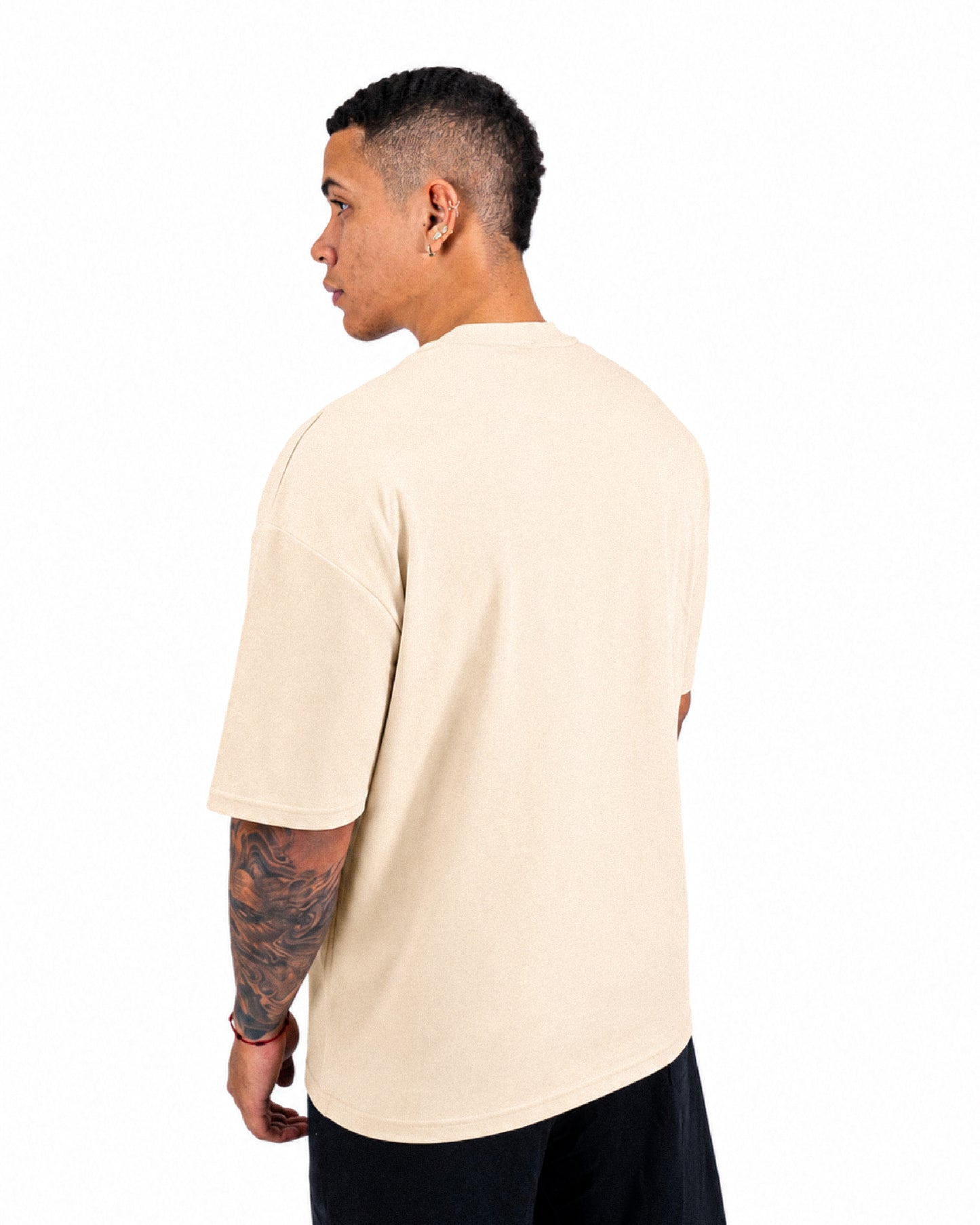 Camiseta Básica Oversize - CREMA
