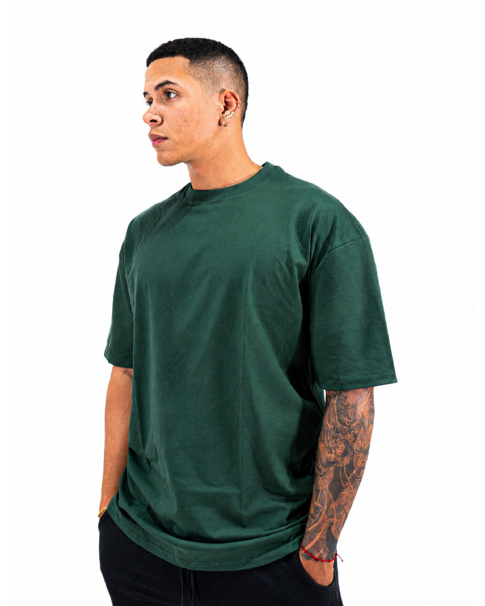 Camiseta Básica Oversize - VERDE PINO