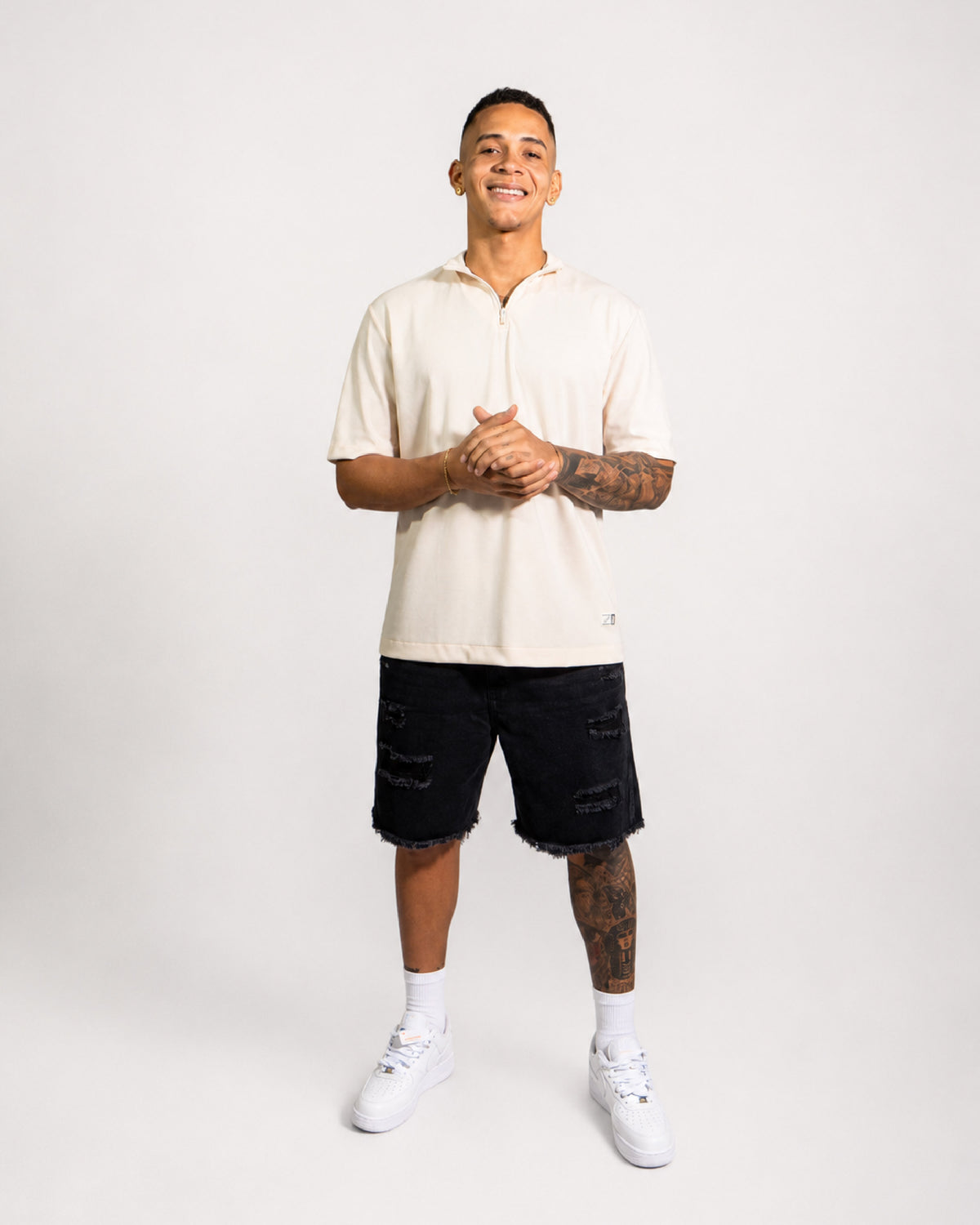 CAMISETA HENLEY CREMA