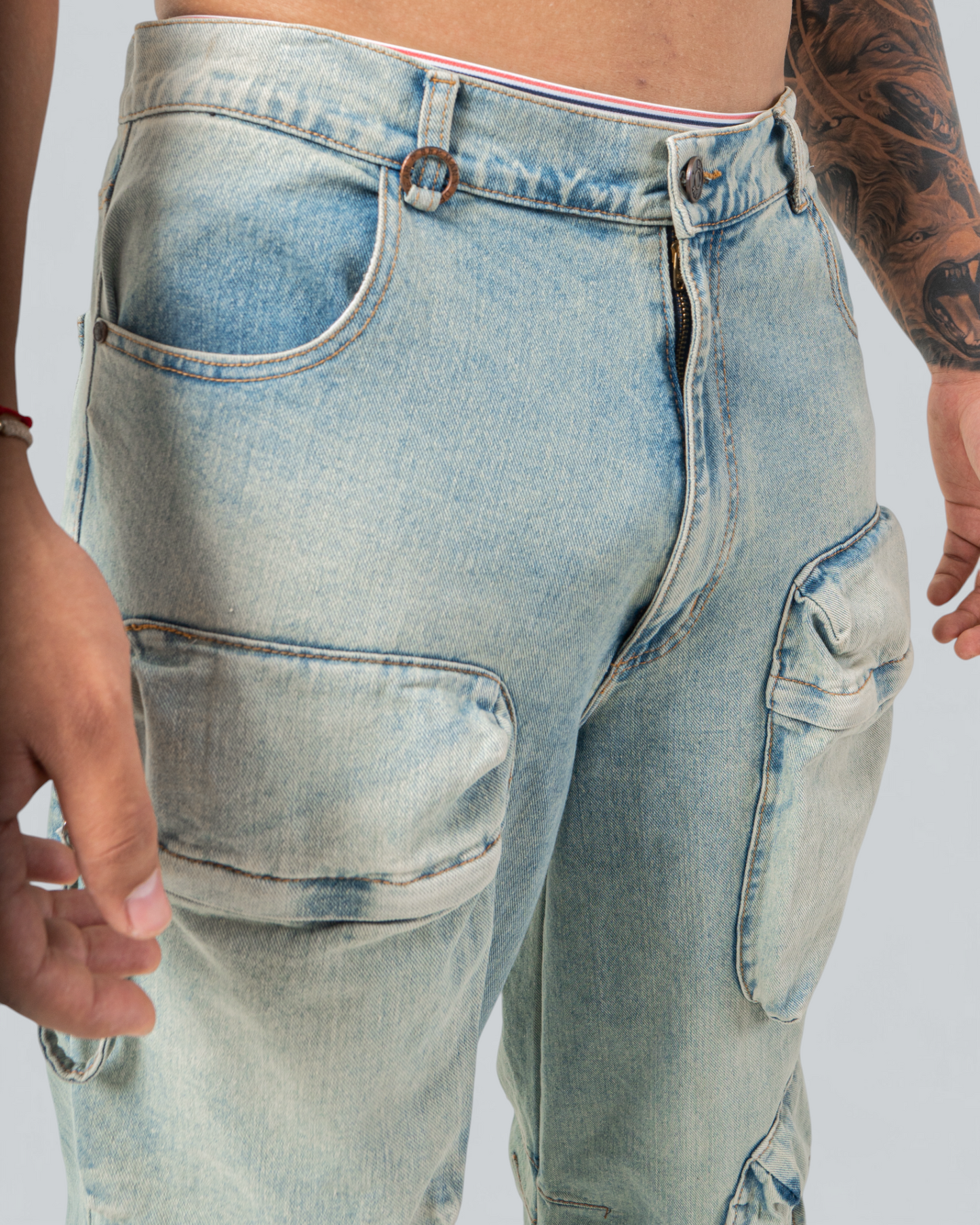 Jean Zipper Claro