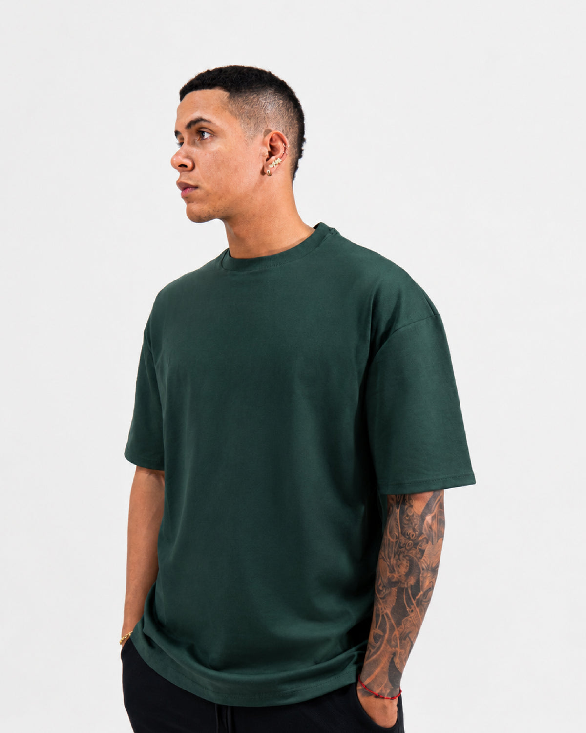 Camiseta Básica Oversize - VERDE PINO